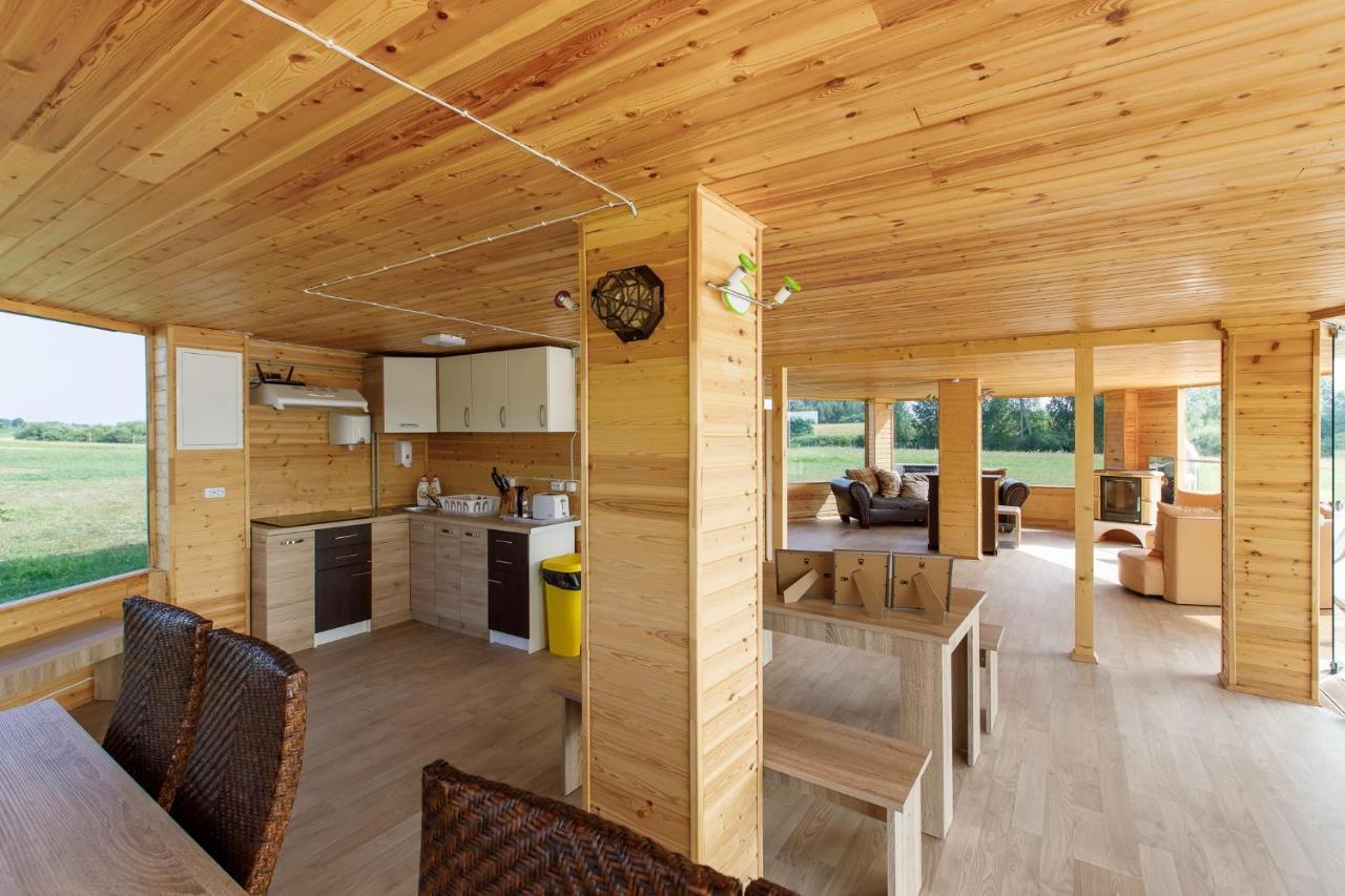 Brazylija Vip Vasarnamis Vila Kryliai Exterior foto